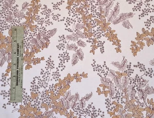 Vintage Holiday Cotton Broadcloth Quilting Fabric - Gold Foilage 1 & 3/4 yds - Picture 1 of 1