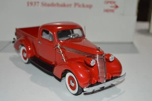 Danbury Mint 1:24 Scale Diecast 1937 Studebaker Red Pickup Truck w/ Box - Picture 1 of 7