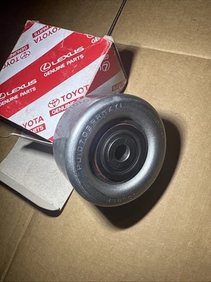 Accesorio correa de transmisión polea loca - Toyota (16604-31030) 2011-2024 Toyota - OEM Foto 1 de 4