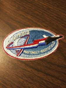 Parche medio del programa del transbordador espacial Columbia NASA STS-4 - Imagen 1 de 2