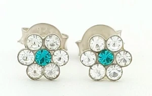 LAB CREATED EMERALD & WHITE SAPPHIRE FLOWER 925 STERLING SILVER EARRINGS NWT - Picture 1 of 4