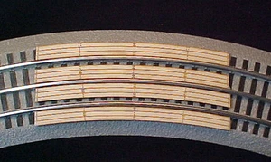 Railroad grade Crossing for Lionel O Fastrack 3-rail 36"curved sectional track. - Picture 1 of 9