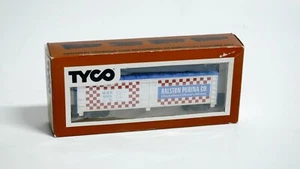 TYCO HO Scale Ralston Purina Co. Billboard Reefer Railroad Box Car MRS 4554 - Picture 1 of 4
