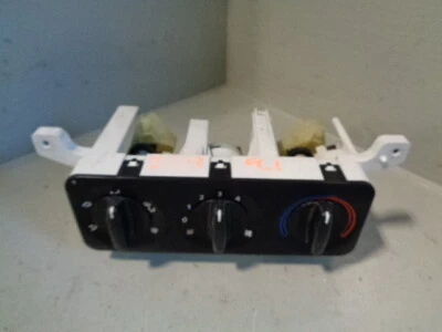 Freelander 1 Heater Control Panel Facelift Land Rover 2004 to 2006 - Image 1 of 4
