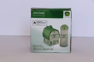 Offizielles John Deere Logo Scheune & Silo Salz & Pfefferstreuer Set Keramik - Bild 1 von 8