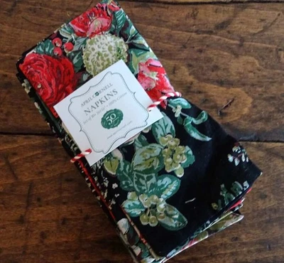 ABRIL CORNELL ALEGRE NEGRO ANTIGUO NAVIDAD FLORAL Verde Rojo ALGODÓN SERVILLETAS 10 PIEZAS Foto 1 de 4