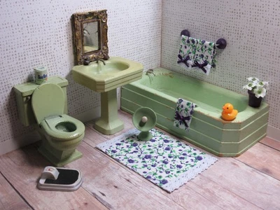 Vintage Strombecker GREEN DELUX BATHROOM SET, Wooden Dollhouse Furniture 1:12 - Image 1 of 4