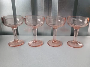 Lote de 4 copas de vino de copa de la depresión rosa melocotón cupé champán barware bar - Imagen 1 de 13