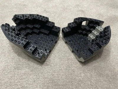 Boat, Hull Small Bow And Stern with Black Top (6050 / 6051) 6050c03, 6052c03 - Image 1 of 3