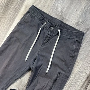 Vuori Cargo Crop Ripstop Pants Womens Medium Gray Hiking Tech Wear - Picture 1 of 9