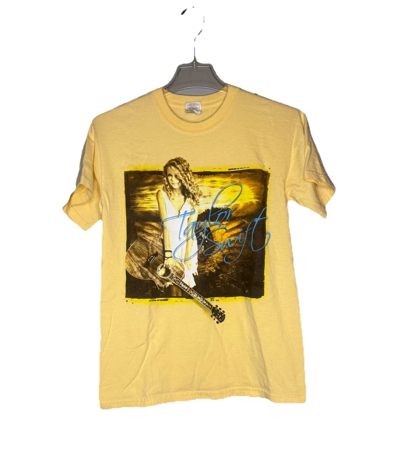 Camisa Taylor Swift Adulto Pequeña Amarilla Mariposa Gráfica Tour Camiseta y2k 2007 Pequeña Foto 1 de 4