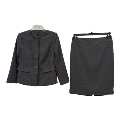 Traje Falda Ann Taylor Gris Texturizado Oculto Botón Tapeta Chaqueta Talla 0 Falda Talla 2 Foto 1 de 4