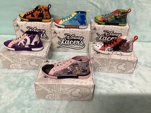 New 2024 Disney D23 Expo Fan Event Lacers Artist Series Series 2 New - Picture 1 of 11