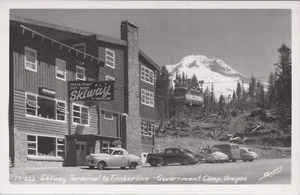 Campamento gubernamental, OR: RPPC terminal de pistas de esquí a Timberline, Oregon foto postal - Imagen 1 de 2