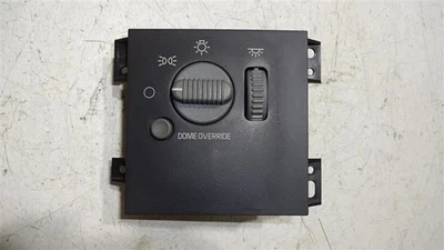 Interruptor de faros ID: 15755955 sin faros antiniebla se adapta a 98-04 SONOMA 663892 Foto 1 de 4