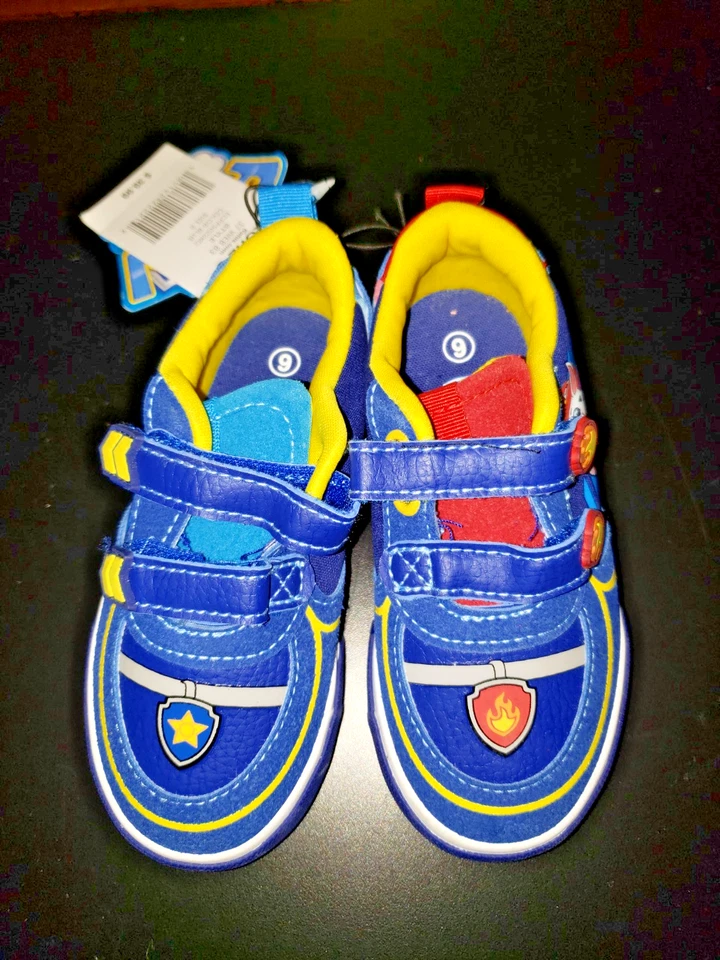 NUEVO CON ETIQUETAS Paw Patrol Niños Tenis Tenis Tenis Talla 9 Foto 1 de 4