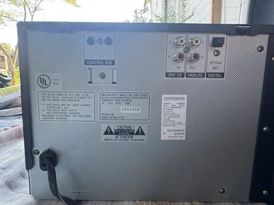 SONY CDP-CX455 400 Disc Changer Near perfect Condition - Image 1 of 2