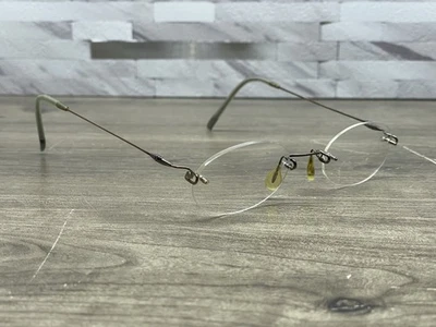 Kazuo Kawasaki MP-701? Monturas de gafas Titan sin montura 20-140 bronce (modelo #?) Foto 1 de 4