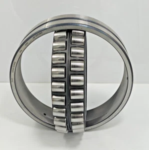 23032 CC/W33 SKF Spherical Roller Bearing SKF 23032CC/W33 USA Straight Bore - Picture 1 of 8