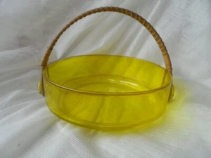 Retro Yellow Glass Bowl with Woven Handle - Picture 1 of 8