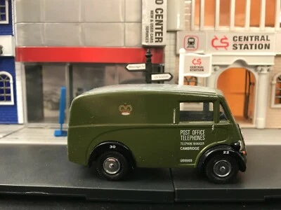 Morris J Van Corgi Classics  1.43 - Image 1 of 4