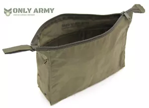 German Army Small Personal Kit Bag Boot Cleaning / Toiletry / Washbag Waterproof - Picture 1 of 5