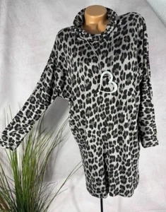 NEU Strick KLEID Tunika loose fit Italy  LEO Muster Angora Wolle GRAUTO 40 42 44 - Bild 1 von 7