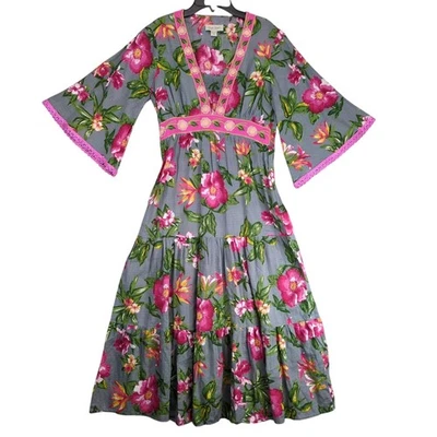 Charlie Paige цветочный ярусный макси платье Sz S вышитый кружевной отделки расклешенный рукав - Изображение 1 из 4