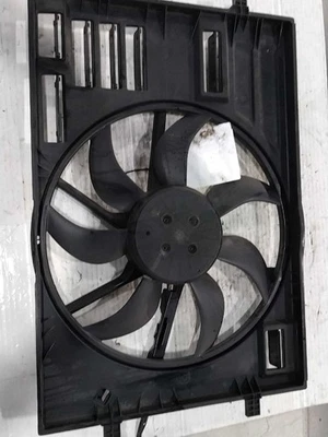 2016 Volkswagen Golf Engine Cooling Fan Motor OEM 5Q0121203CL Red 104K Miles Foto 1 de 4