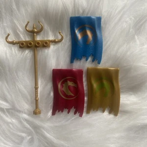 Mega Bloks 3 Red Gold Blue Dragon Castle Flag Banner & 1 Post - Picture 1 of 4