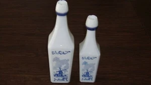 Vintage Pair Vandermint Dutch Windmill Blue White Liquor Bottles Tulip Cap Delft - Picture 1 of 6