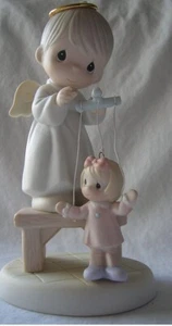 Precious Moments #325325 "THE GOOD LORD WILL ALWAYS UPHOLD US" - Bild 1 von 1