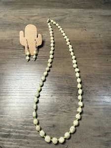 21 Zoll Handarbeit Halskette Ohrringe Set Peridot Jaspis und grüne kleine Perlen Neu Neu ohne Etikett - Bild 1 von 3