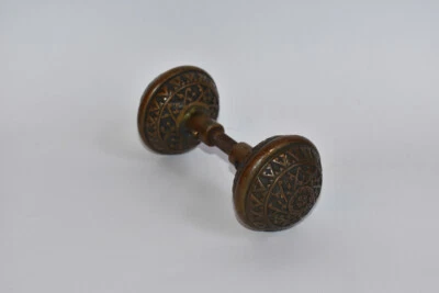 Пара литых латунных или бронзовых ручек для дверей RHC Windsor 1890-е народное чтение 1890-е - Изображение 1 из 4