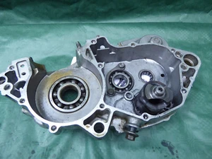 1992 YAMAHA YZ250 1994 crankcase half 4JX (int.c4) MOTOR KURBEL GEHÄUSE 2VM (R) - Picture 1 of 13
