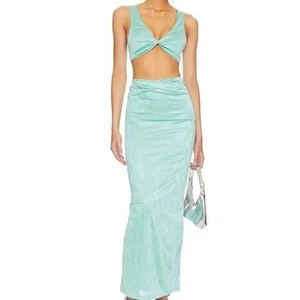 Conjunto Maxi Falda Joana Pequeña Revolve Superdown Dos Piezas en Verde Azulado Nuevo con Etiquetas Precio de venta sugerido por el fabricante 98 USD - Imagen 1 de 6