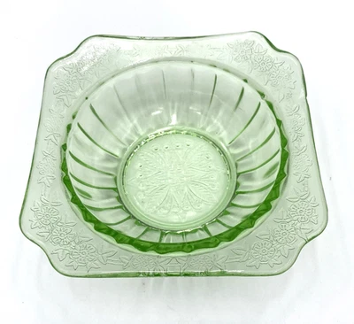 Vintage Jeannette Glass Fruit/Dessert Bowl, #948619, "Adam", Green Uranium GLOWS - Image 1 of 4