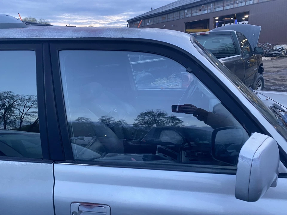 91 92 93 94 95 96 97 98 TOYOTA LAND CRUISER передняя дверь стекло/окно справа - Изображение 1 из 1