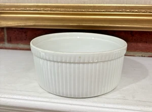 APILCO France #6 White Porcelain Baking Dish Round Souffle Casserole 6-3/4" Wide - Picture 1 of 11