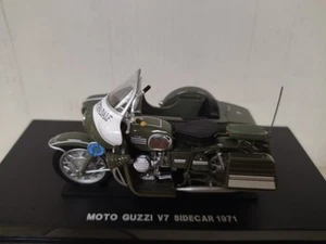 MOTO GUZZI V7 SIDECAR 1971 POLICIA STRADALE 1:24 DeAGOSTINI DEFECT/MALETA MAL - Imagen 1 de 7