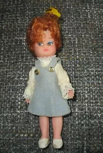 1970 VINTAGE UNEEDA KIM MAGIC GROWING HAIR DOLL W/ ORIGINAL CLOTHES & SHOES - Picture 1 of 2