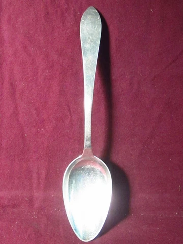 Tiffany & Co Sterling Queen Anne  SERVING SPOON 8 3/4" 83g No Monogram Cover