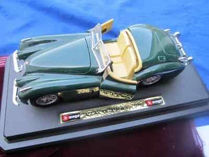 Modellauto Bburago Jaguar XK 120 Roadster (1948) grün 1:24 ohne Ovp - Bild 1 von 10