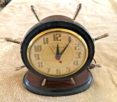 VINTAGE SESSIONS SHIP'S WHEEL ELECTRIC DESK CLOCK - MODEL 2W - WORKING Cover