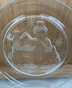 4 Arcoroc Winter Wonderland Christmas Cottage Dessert Plates - Picture 1 of 3