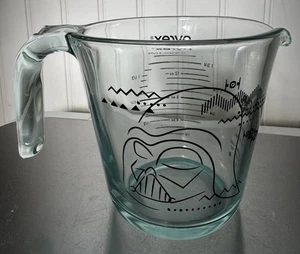 Star Wars Darth Vader Pyrex 2 Cup Measuring Cup Glass New - Picture 1 of 2