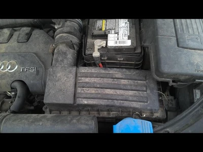 Purificador de aire 2,0 L compatible con 15-18 AUDI Q3 1301534 Foto 1 de 4