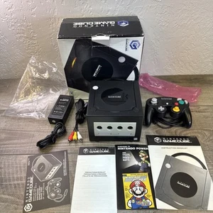 Console Gamecube Nintendo nera in scatola DOL-001 inserto controller cavi non OEM - Foto 1 di 16