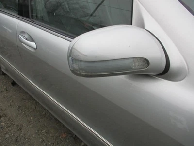 2000-2002 Mercedes S-Class Right Passenger Door Mirror With Turn Signal Gray - Image 1 of 4