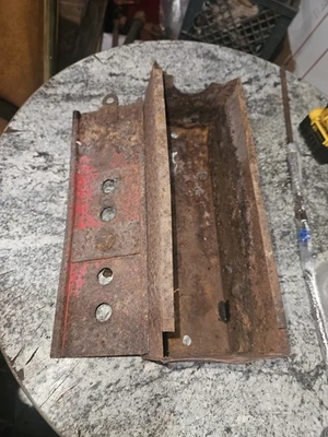 Conjunto de cajón caja de herramientas tractor Massey Harris 81 Mh Foto 1 de 4